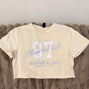 Cream Graphic Crop Tee - "Never Look Back"